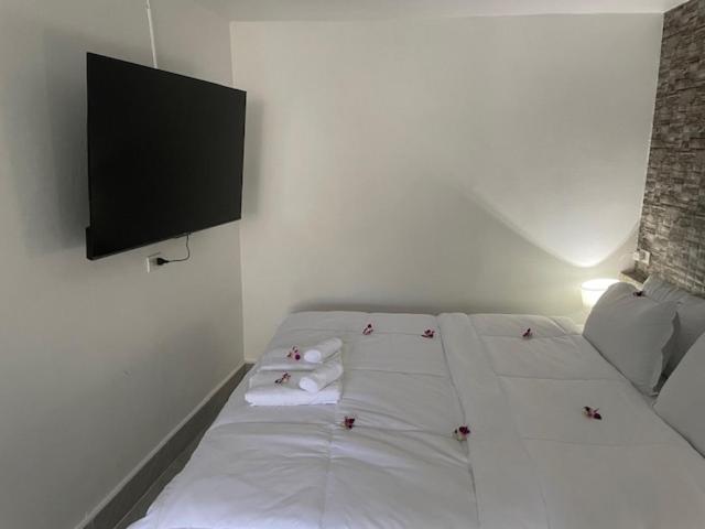 My Home Patong Экстерьер фото